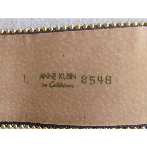DESIGNER ANNE KLEIN PURPLE SUEDED GOLD TRIM LARGE BUCKLE 2 1/2\